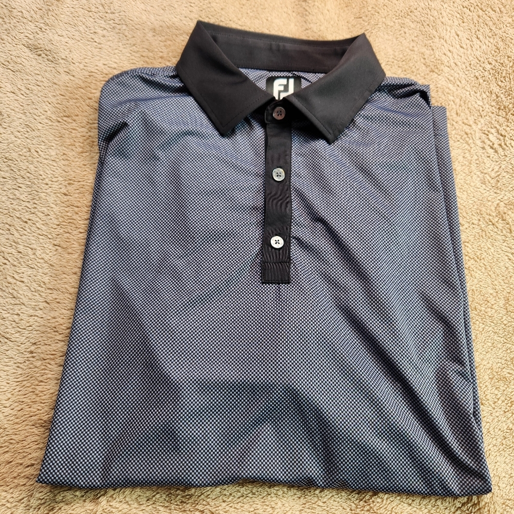 Footjoy Dri-fit Causeal Button Down Polo Size L.